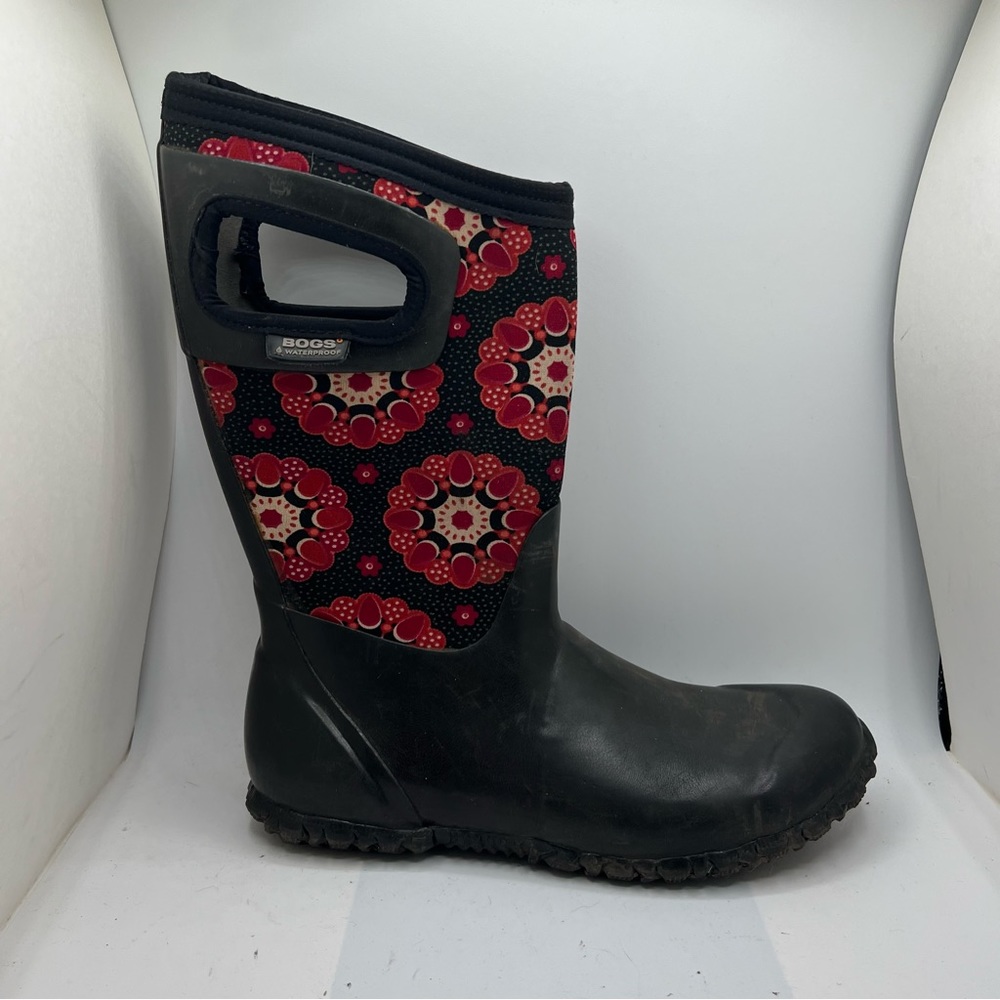 BOGS Sz 4 Youth North Hampton Kaleidoscope Boot Winter Snow Red Black Floral